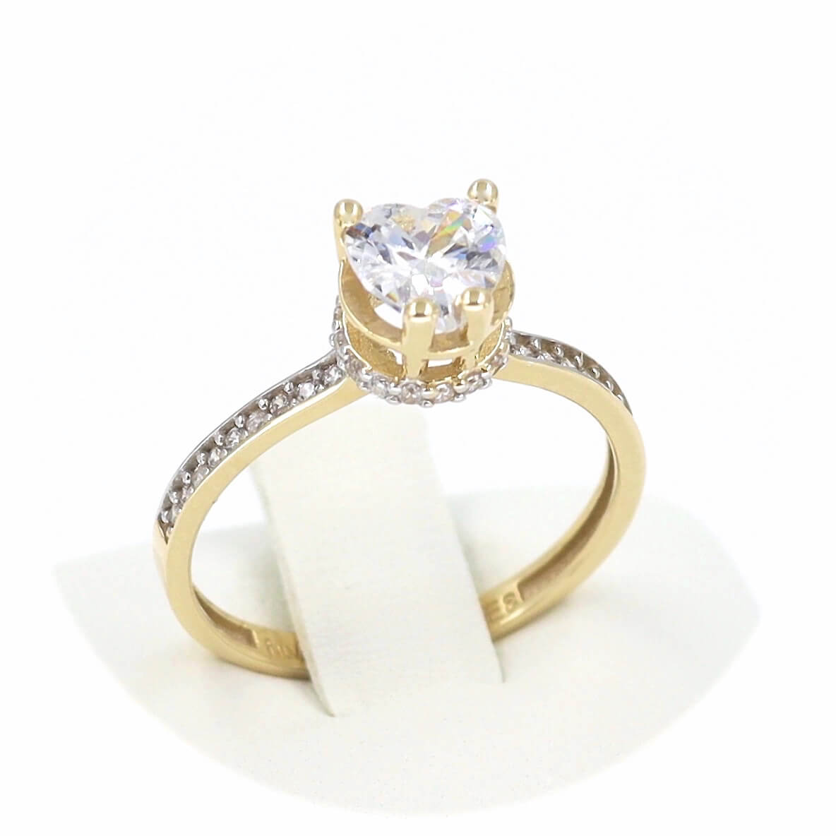 Μονόπετρο δαχτυλίδι χρυσό - GD362