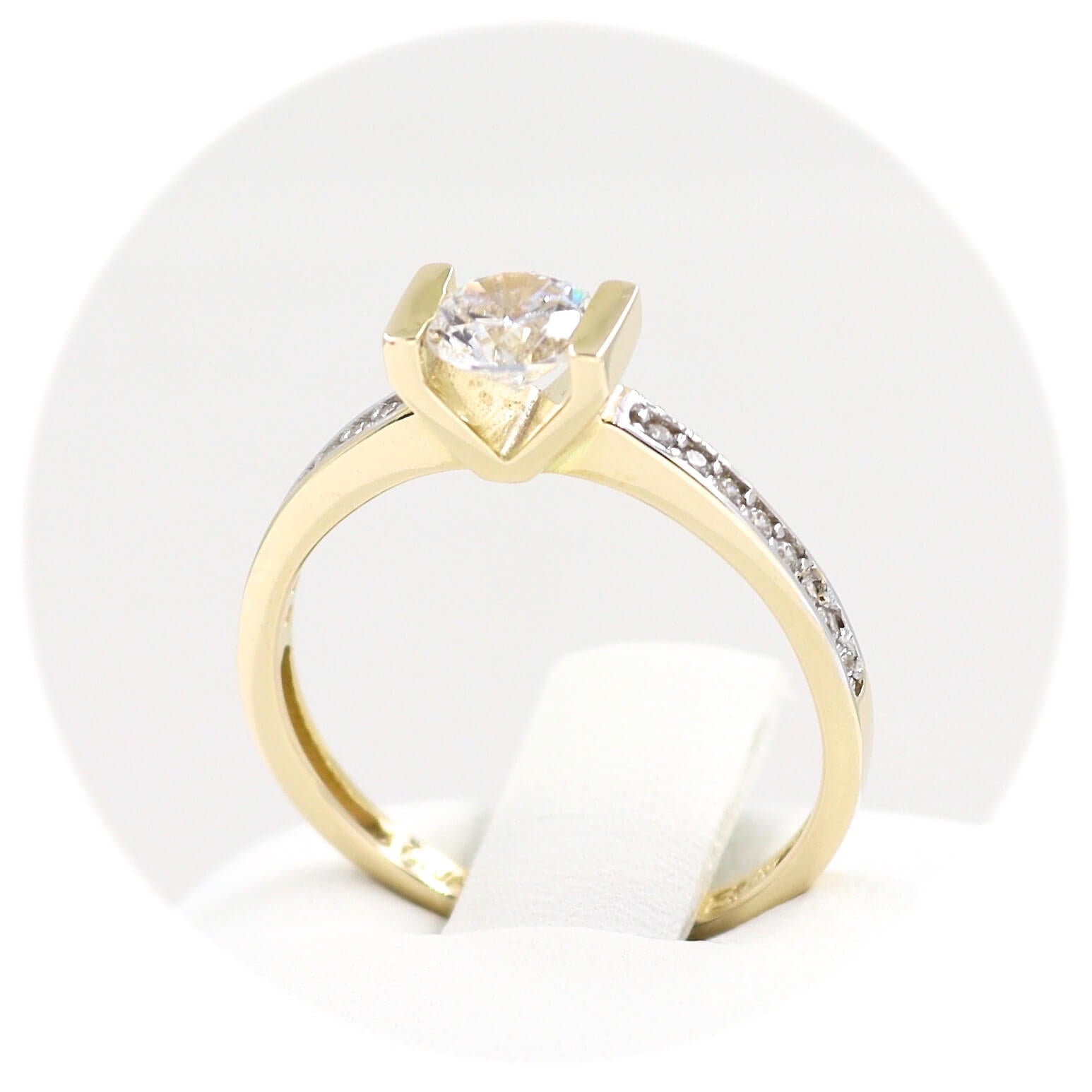 Μονόπετρο δαχτυλίδι χρυσό - GD385