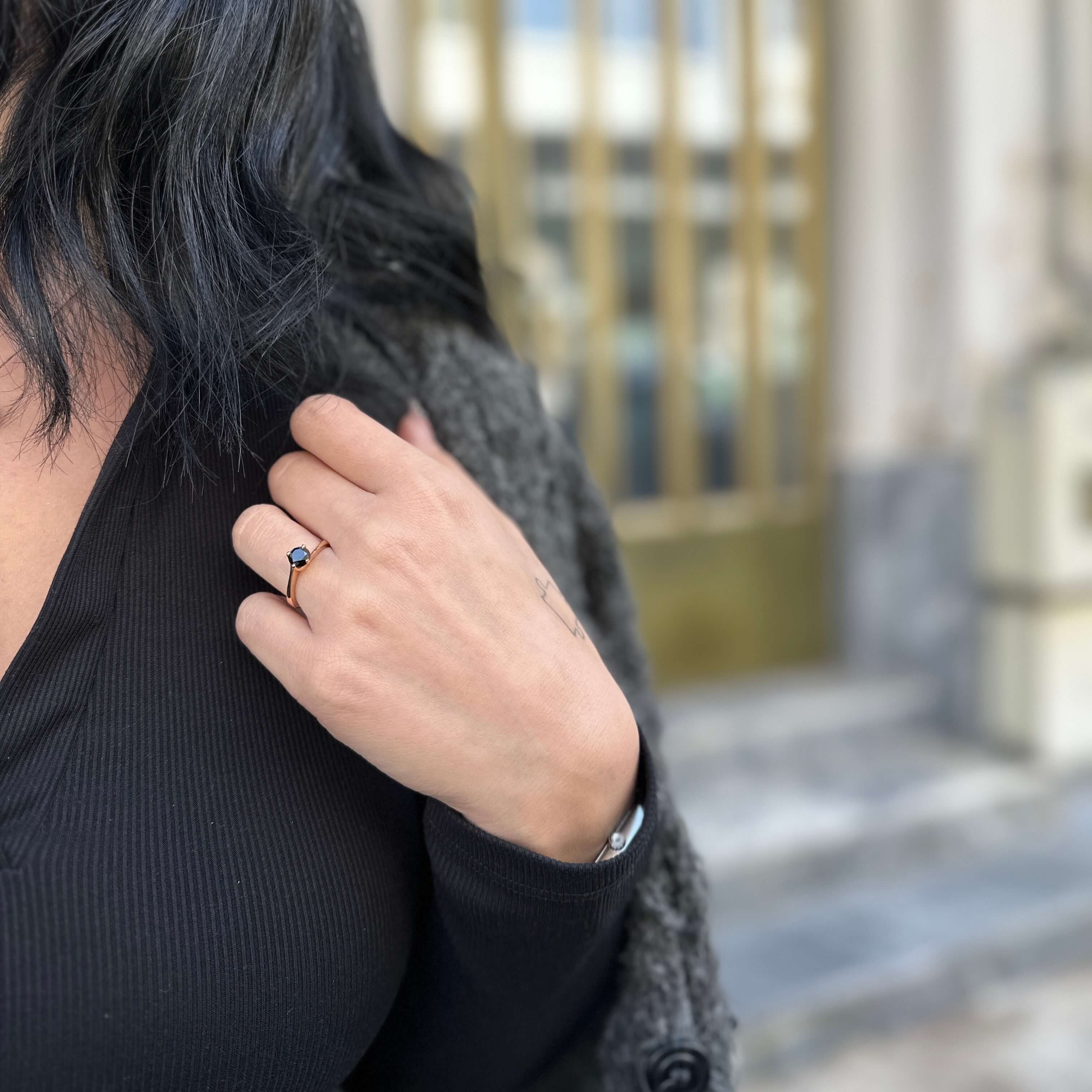 Μονόπετρο δαχτυλίδι ροζ χρυσό με μαύρο διαμάντι - GDX400