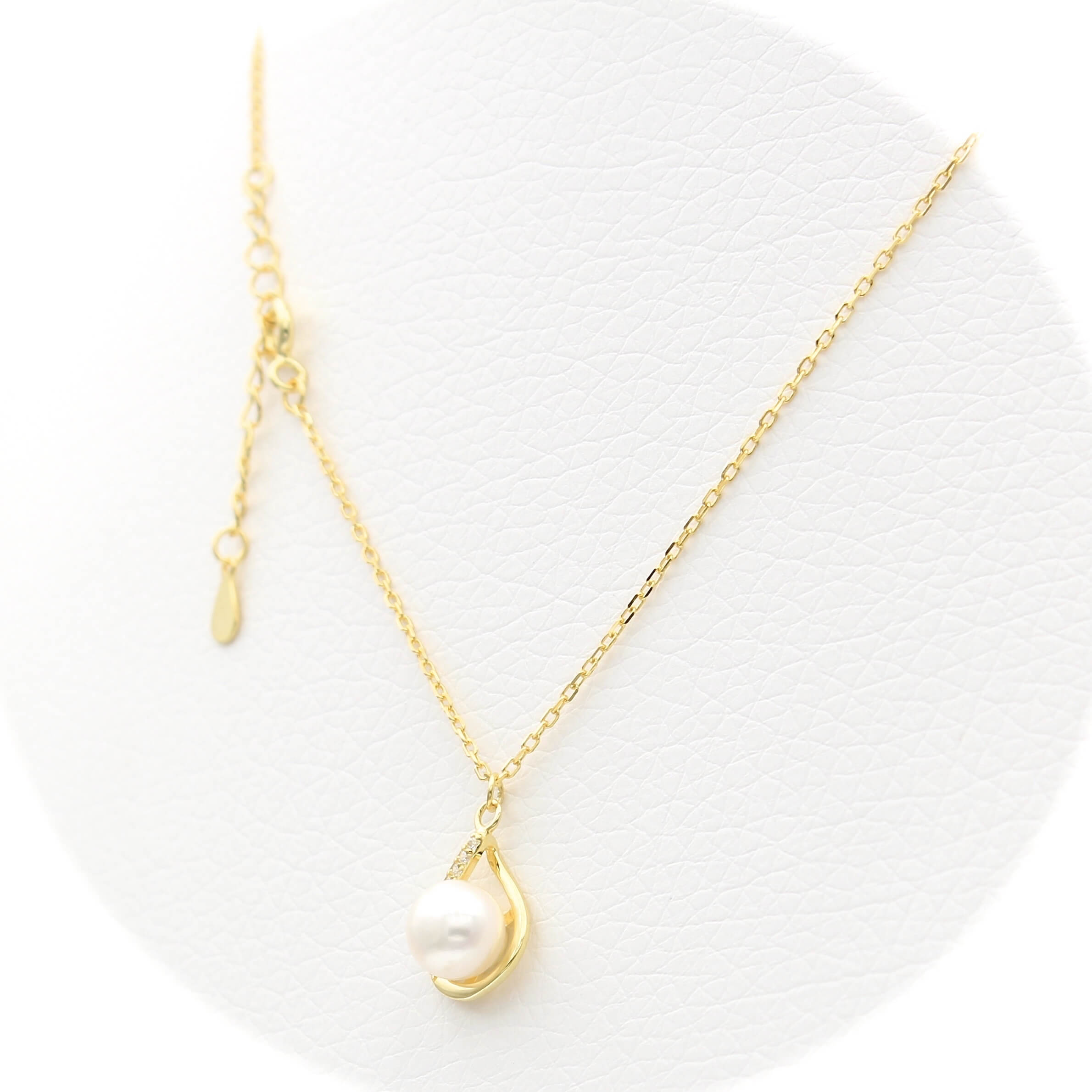 Ασημένιο επίχρυσο κολιέ 925 με μαργαριτάρι και ζιργκόν