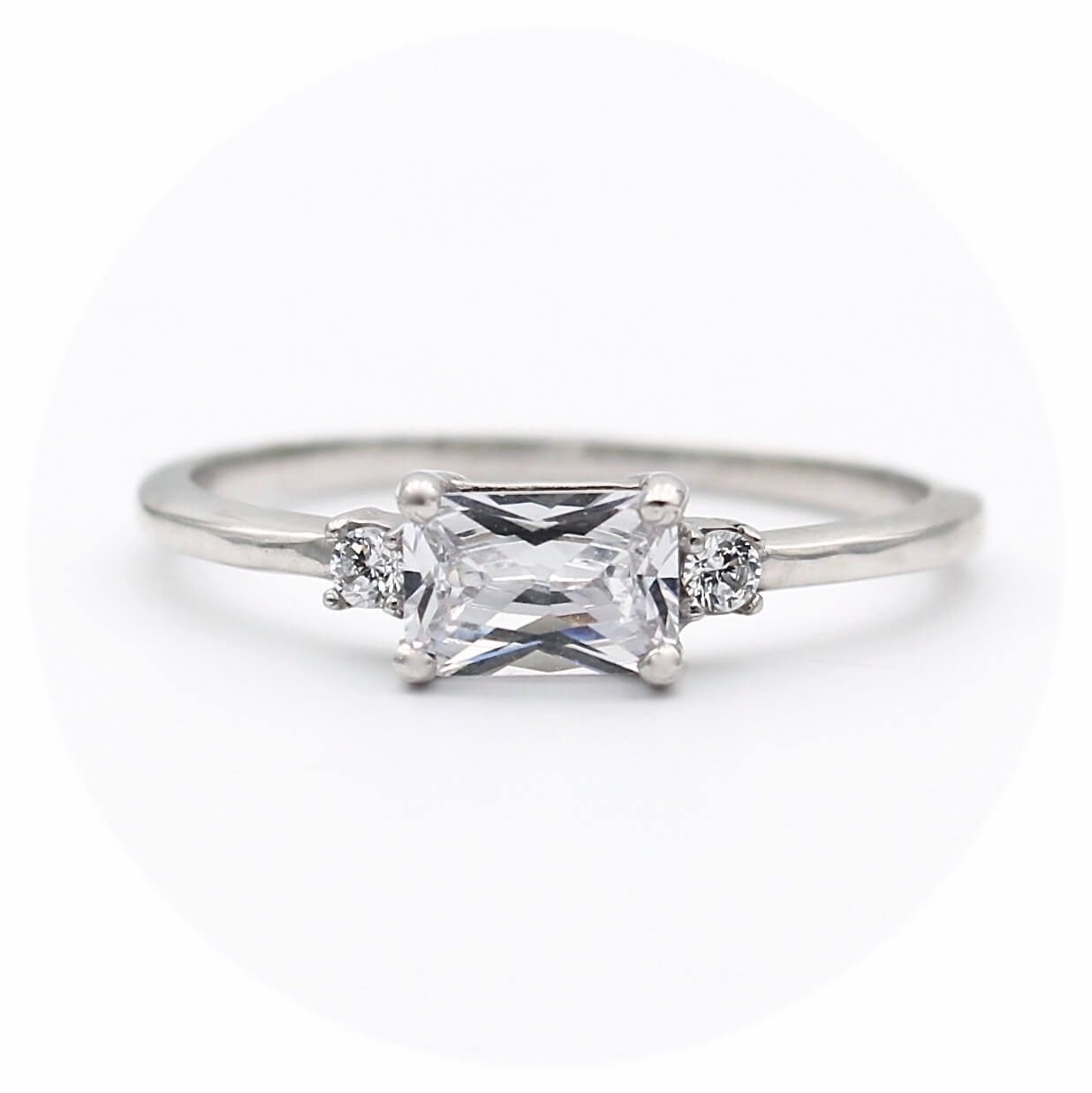 Μονόπετρο δαχτυλίδι λευκόχρυσο - WDZ317