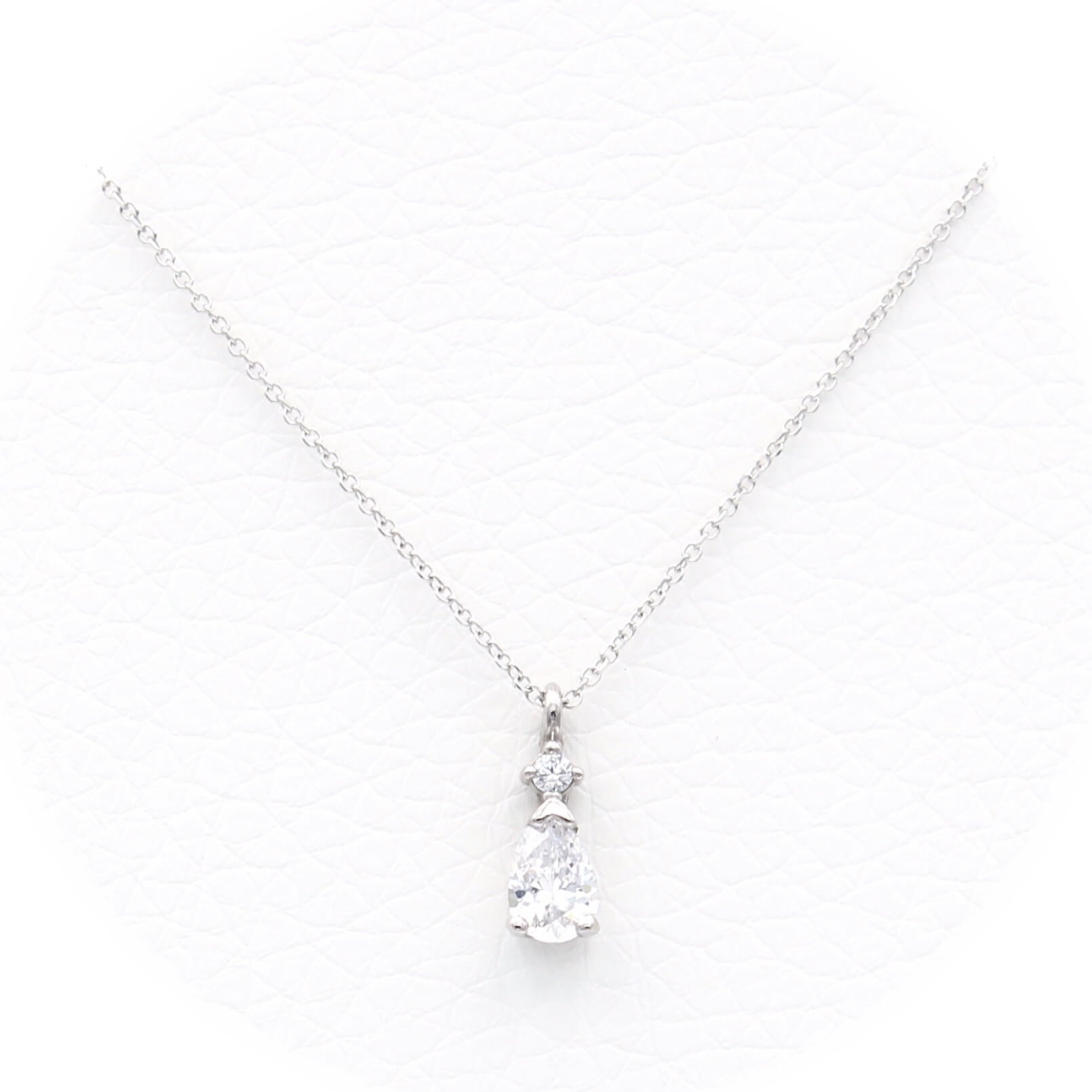 Λευκόχρυσο κολιέ