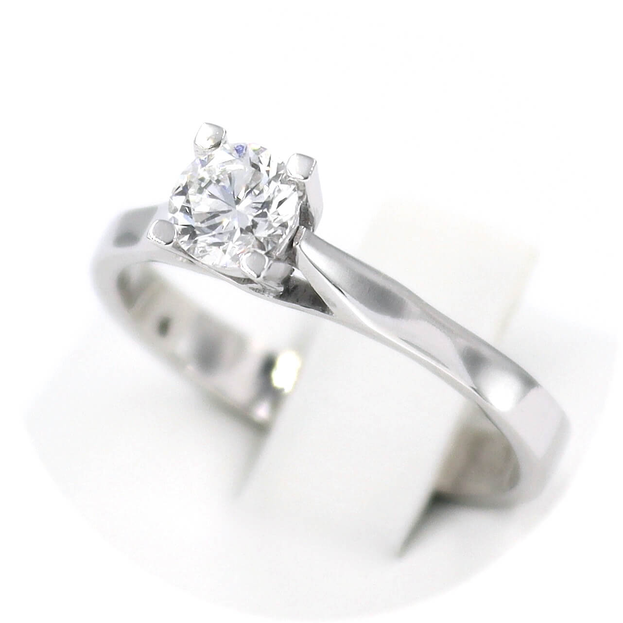 Μονόπετρο δαχτυλίδι λευκόχρυσο με διαμάντι - WDX102