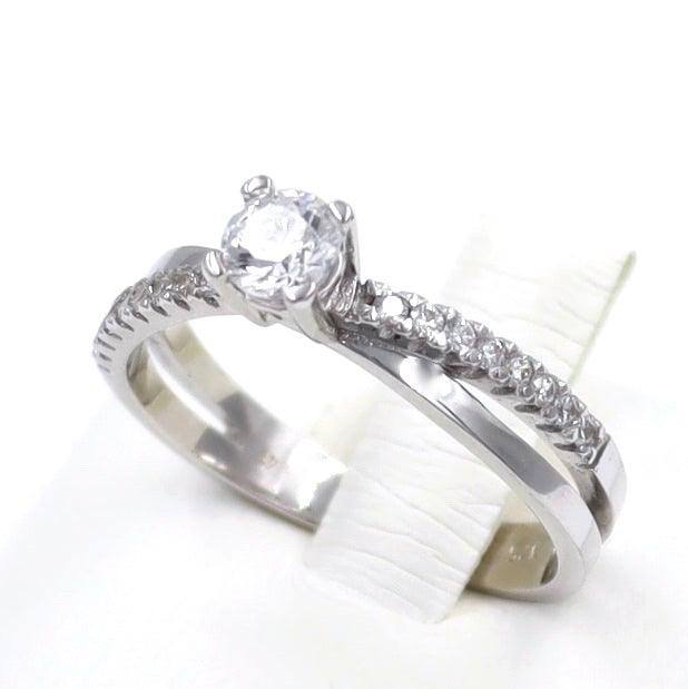 Μονόπετρο δαχτυλίδι