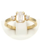 Μονόπετρο δαχτυλίδι χρυσό με διαμάντια - GDX800