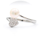 Ασημένιο δαχτυλίδι με καρδιά και μαργαριτάρι