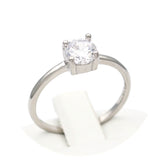 Ασημένιο γυναικείο δαχτυλίδι με λευκό ζιργκόν