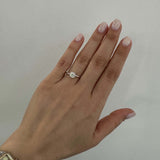 Ασημένιο γυναικείο δαχτυλίδι με λευκό ζιργκόν