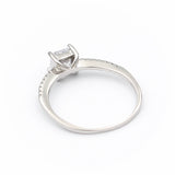 Ασημένιο πολύπετρο δαχτυλίδι με καρέ πέτρα