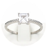 Ασημένιο πολύπετρο δαχτυλίδι με καρέ πέτρα