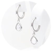 Ασημένια σκουλαρίκια με λευκές πέτρες ζιργκόν σε σχήμα δάκρυ