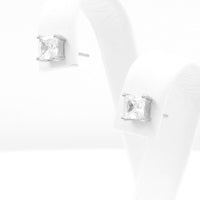 Ασημένια σκουλαρίκια με καρέ πέτρες