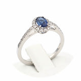 Μονόπετρο δαχτυλίδι λευκόχρυσο με ζαφείρι και διαμάντια - WDX144