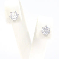 Ασημένια μονόπετρα σκουλαρίκια με λευκές πέτρες