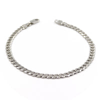 Ασημένια αλυσίδα χειρός σε σχέδιο κουρμέτ