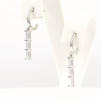 Κρεμαστά ασημένια σκουλαρίκια PDPaola με μπαγκέτες πέτρες